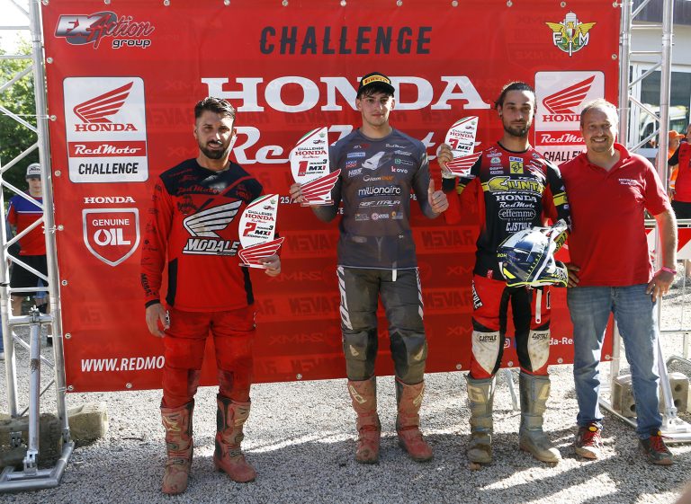 Podio-challenge-Honda-MX1