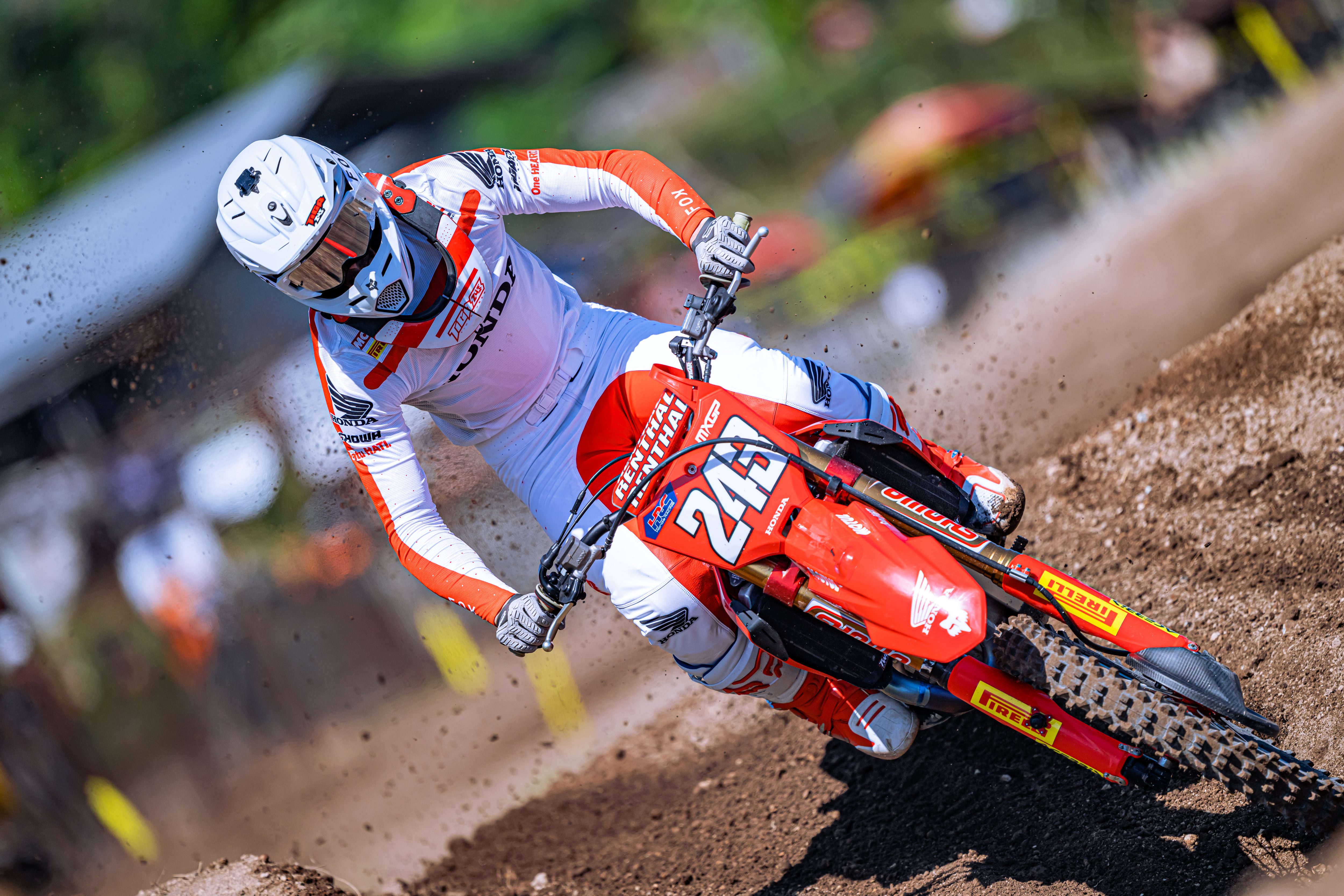 TIm Gajser secondo nel GP di Lombok rafforza la sua tabella rossa in MXGP