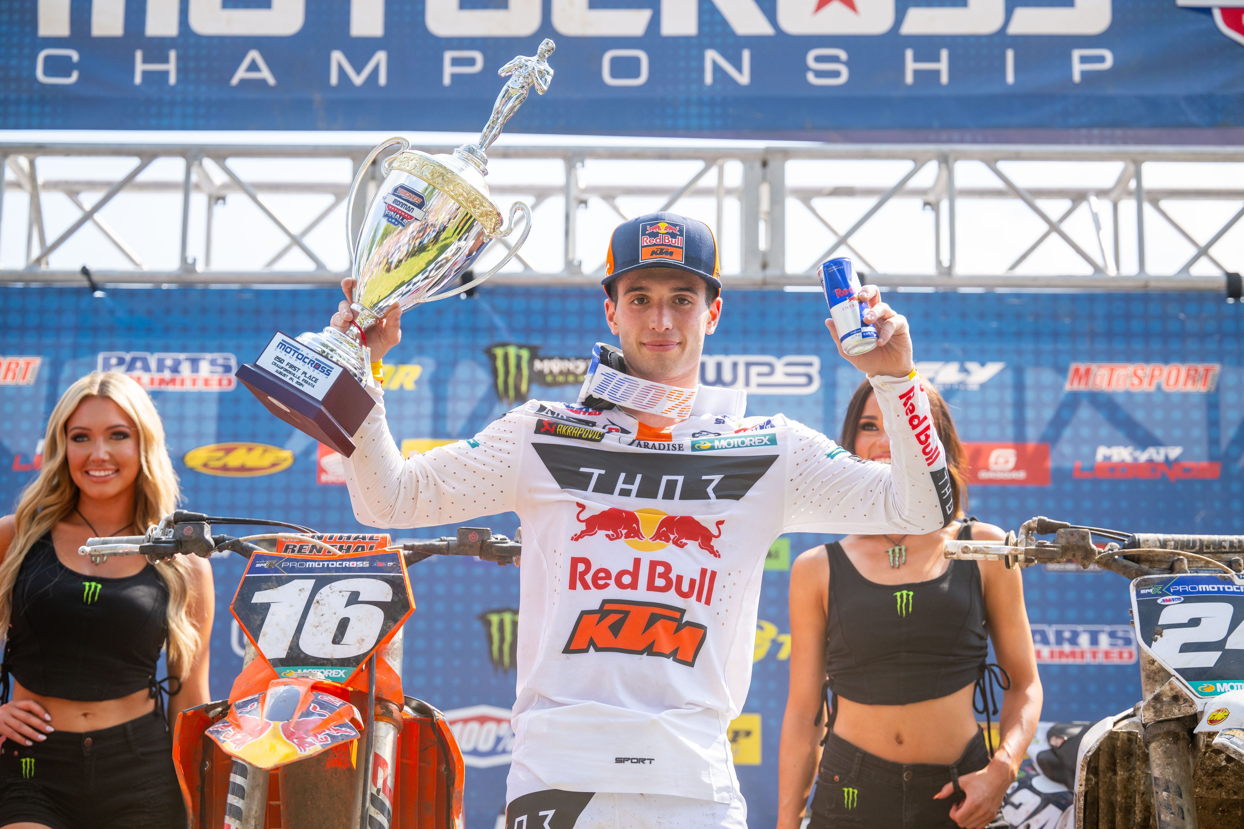 Tom Vialle ha vinto finalmente un round del campionato National 250