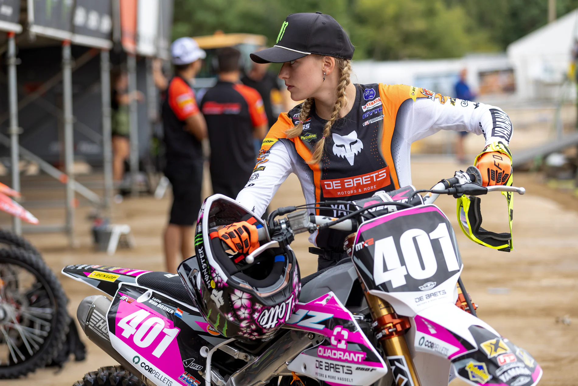 Lotte Van Drunen in gara nel GP delle Fiandre a Lommel MX2