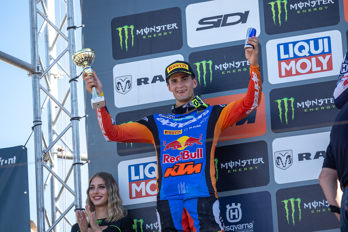 Andrea Adamo sul podio del GP di Castilla la Mancha MX2