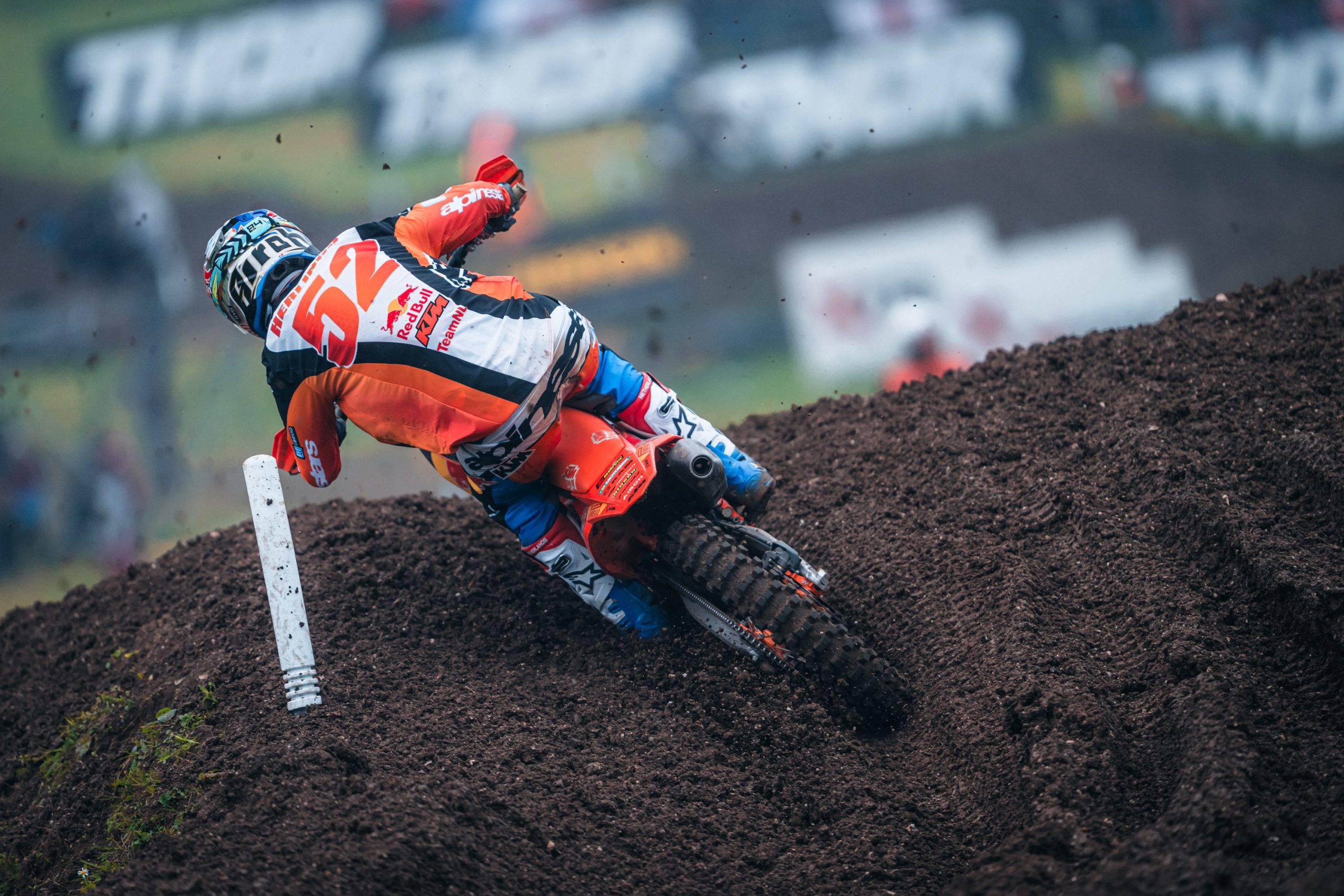 Jeffrey Herlings, insieme a De Wolf, ha trascinato l'Olanda sul podio. Dietro Australia e Usa sono la prima nazione europea