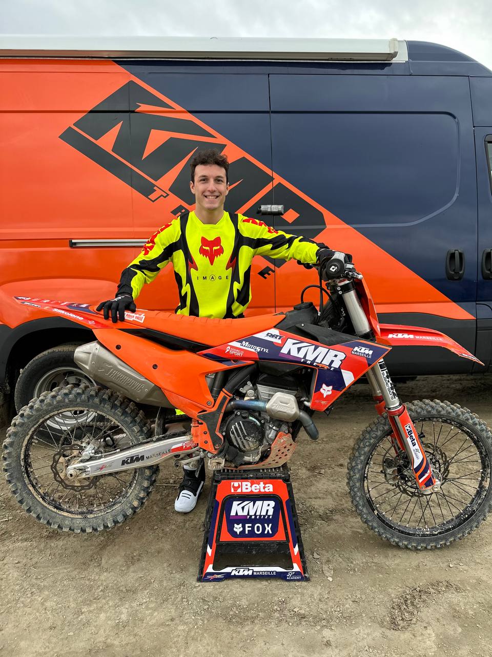 Matteo Luigi Russi con la moto KTM per il 2025