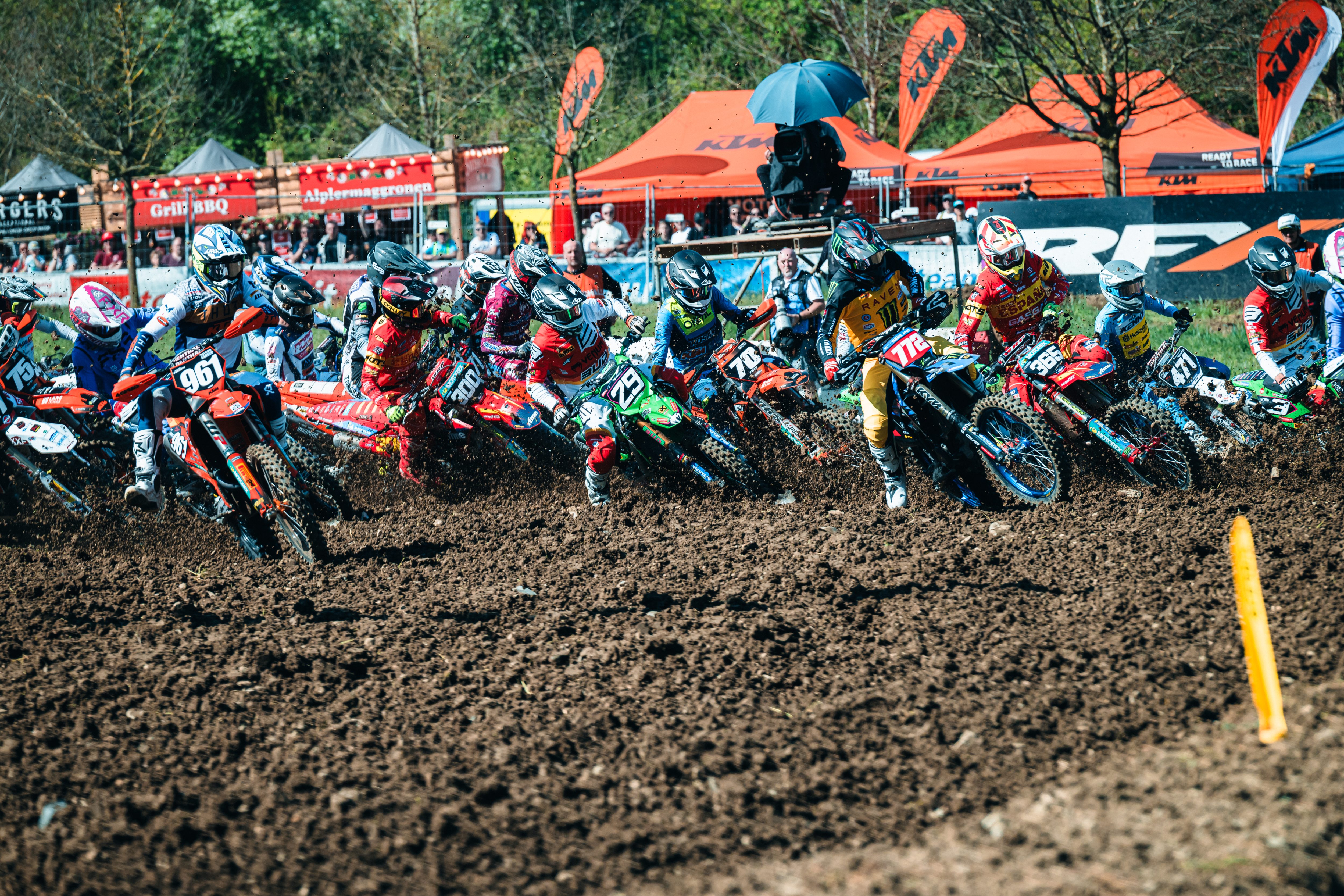 start EMX250 gara-1 Svizzera