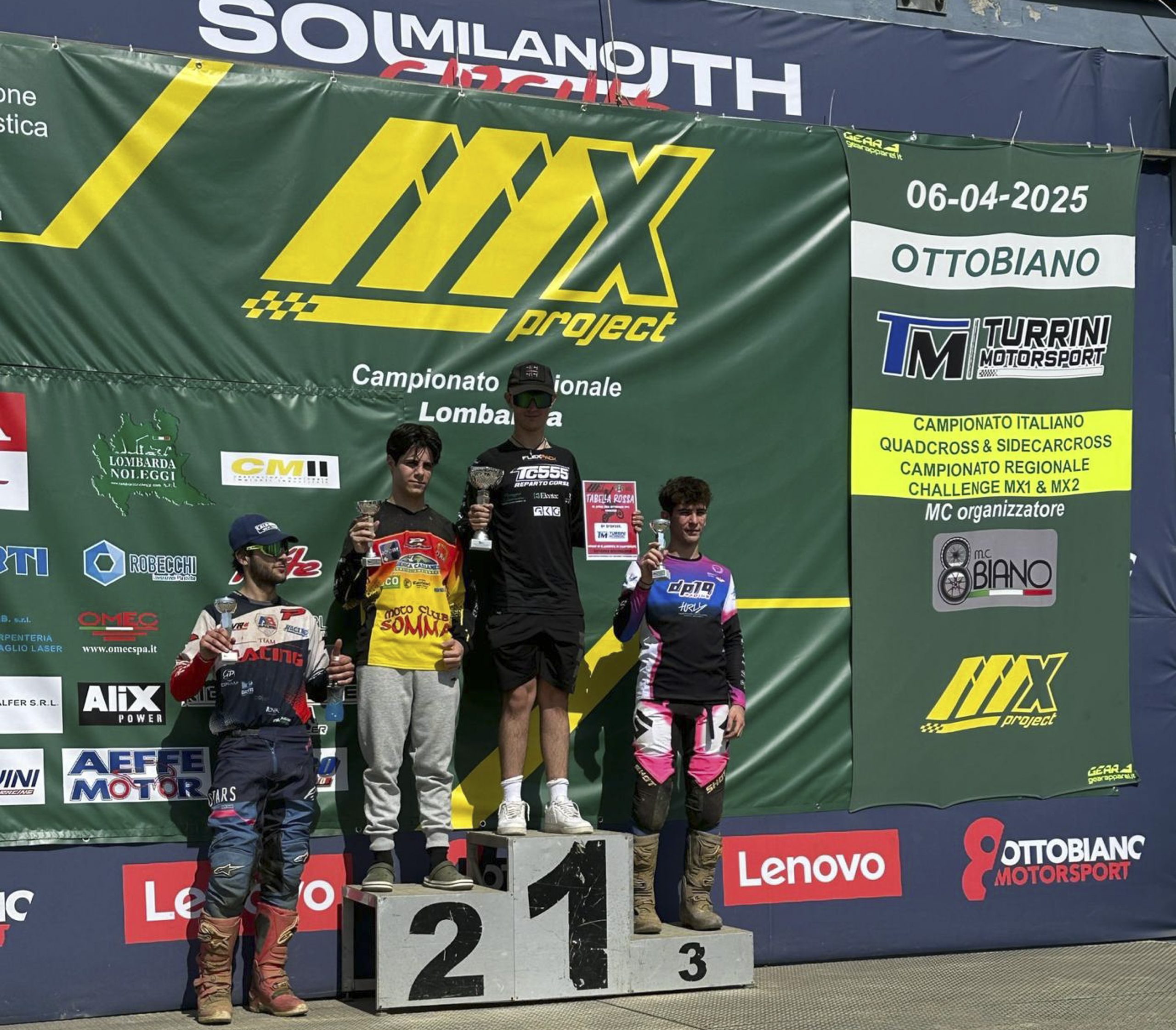 podio Challenge MX2 Malpensa team Cello